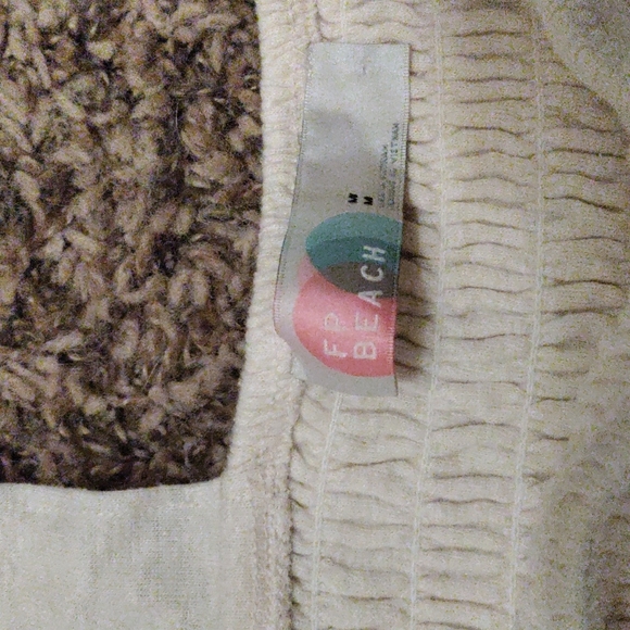 Free People... - Picture 3 of 6